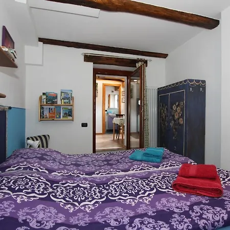 Grande Casa Con Terrazzo Ferienhaus Cossogno