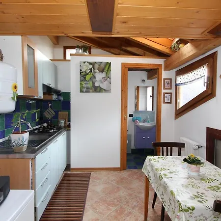 Grande Casa Con Terrazzo *