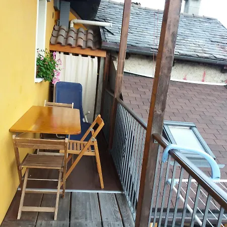 Grande Casa Con Terrazzo *