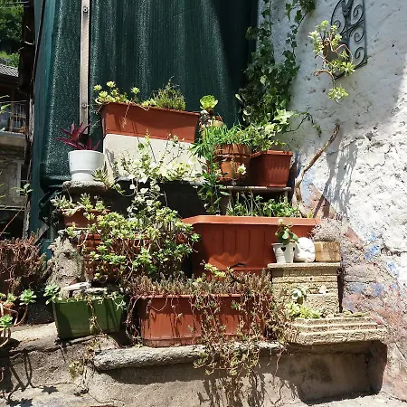 Grande Casa Con Terrazzo *